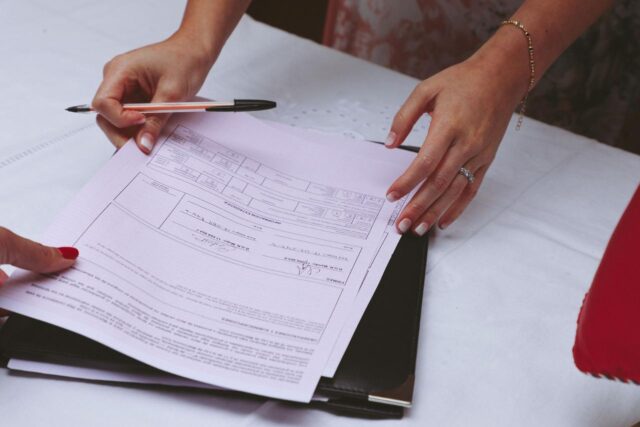 La_Generalitat_urge_al_Gobierno_a_mejorar_la_gestion_de_documentos_para_facilitar_la_administracion_digital.jpg