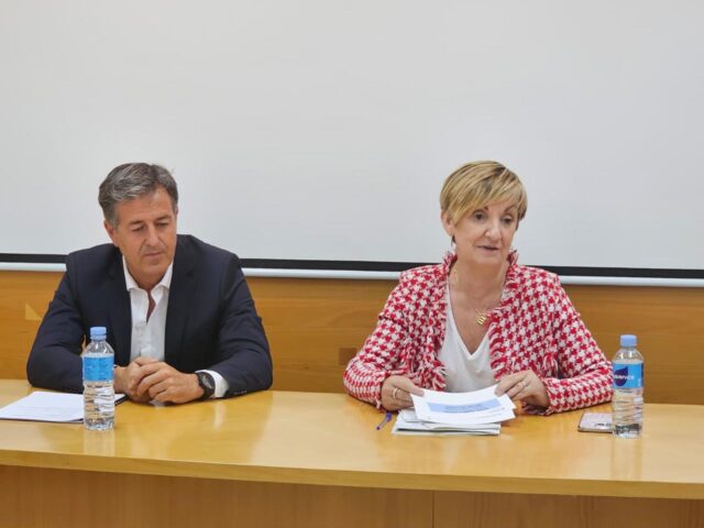Marian_Cano_destaca_el_potencial_de_recuperacion_del_sector_de_la_madera_y_reafirma_el_respaldo_del_Consell_a_su_competitividad.jpg