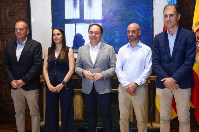 Pérez Llorca Anuncia Reducción de Tasas de Caza para Apoyar al Sector Cinegético