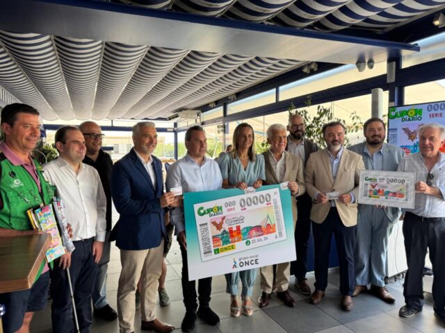 Presentacion_del_cupon_especial_de_la_ONCE_que_celebra_el_Sonido_de_Valencia.jpg