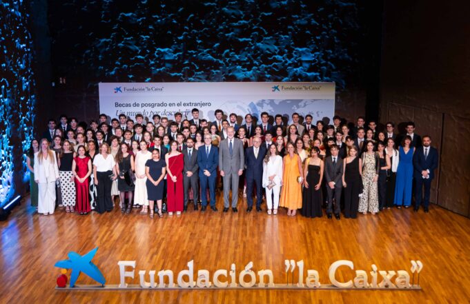 Seis estudiantes de la Comunidad Valenciana reciben una beca de la Fundación ”la Caixa” para cursar estudios de posgrado en el extranjero