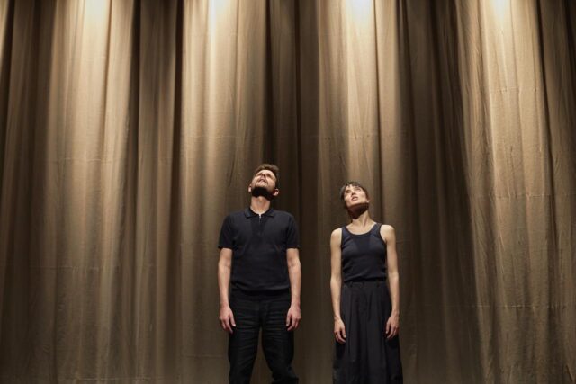 El_Teatro_Romano_de_Sagunto_alberga_la_comedia_Original_Greek_dentro_del_festival_Sagunt_a_Escena.jpg