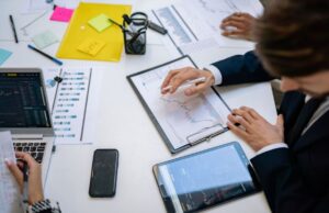 Docenteo recomienda medir, escalar e integrar la IA para generar impacto en las empresas