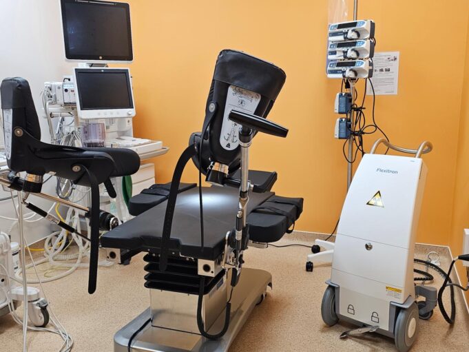 El Hospital Clínico de València utiliza braquiterapia intersticial para el tratamiento de cáncer ginecológico