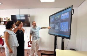 Elena Albalat destaca el papel de la tecnología en la atención personalizada a mayores en residencias