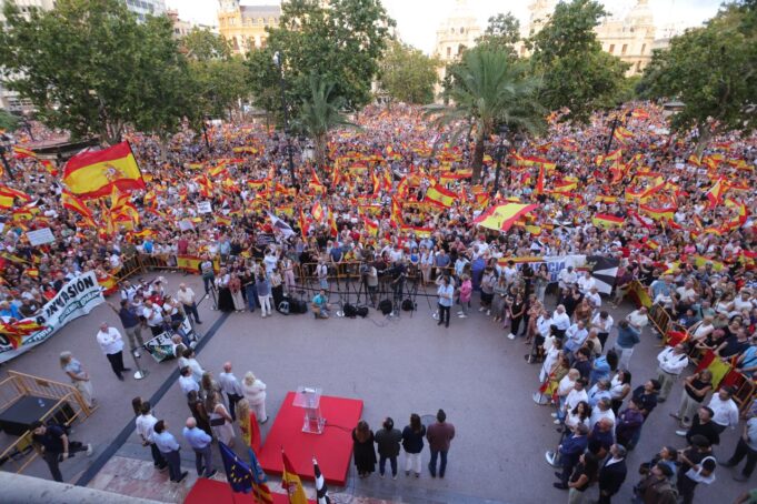 La Comunitat Valenciana muestra su apoyo a Ceuta ante la crisis de inmigrantes