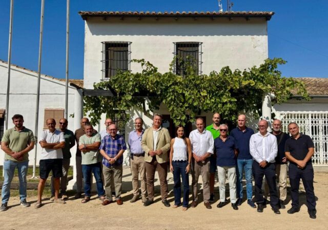 La_Generalitat_lanza_el_dispositivo_para_la_gestion_de_la_paja_de_arroz_en_la_Comunitat_Valenciana.jpg