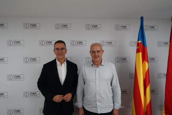 La Generalitat y la FVMP avanzan en su colaboración para promover el uso del valenciano en el ámbito local
