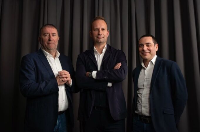 Nodus OS permite a las empresas gobernar y controlar sus agentes de IA