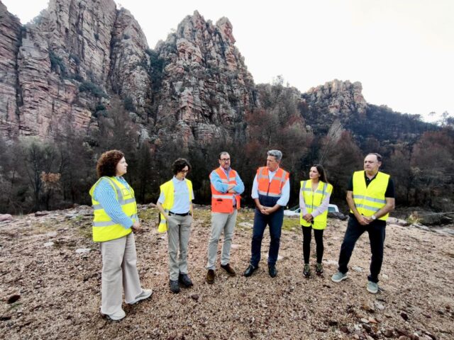 La_Generalitat_inicia_la_recuperacion_de_carreteras_danadas_por_el_incendio_en_la_Vall_dUixo_con_una_inversion_de_42_millones_de_euros.jpg