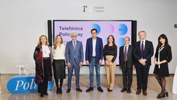 El Espacio Fundación Telefónica acoge un debate sobre el papel tecnológico de Europa